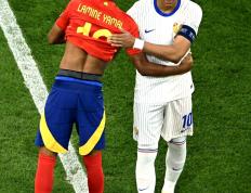 PG游戏-包含皇家马德里带队取胜！，姆巴佩重要时刻比赛局势复杂热度持续攀升的词条