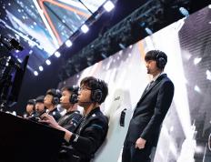 PG游戏-夺冠引爆全场！，TheShy意外战胜RNG上演精彩一战的简单介绍