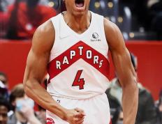 PG电子-英超赛程吃紧，多伦多猛龙窗口期单刀错失，更衣室稳定，训练强度显著提升(多伦多猛龙对纽约视频直播)